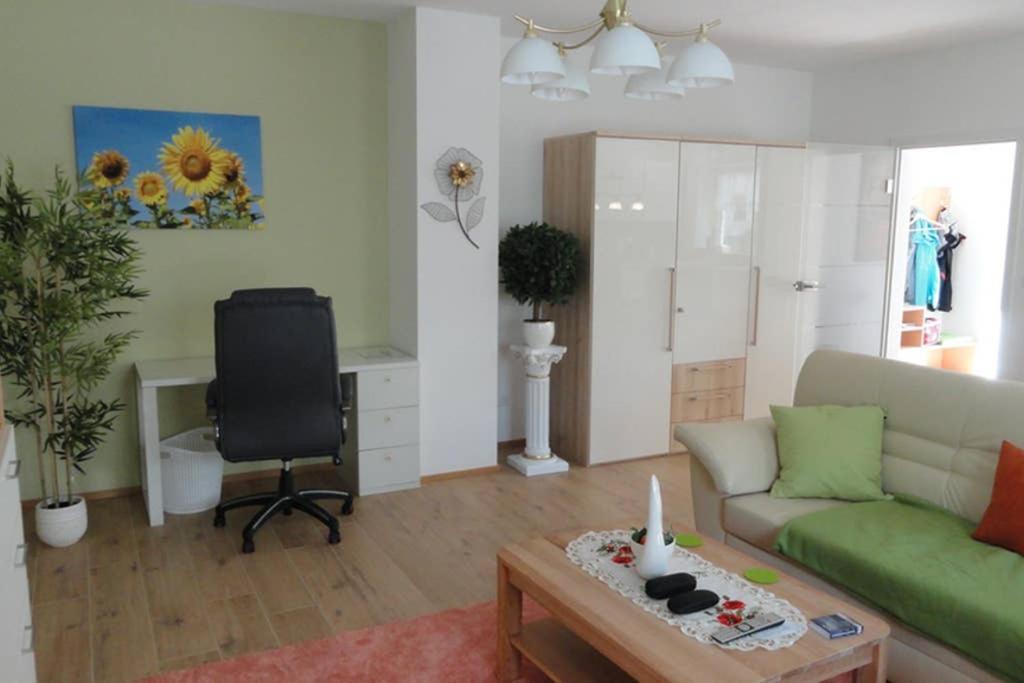 Top 2 Zi-Wohnung, 350 M Zum See FDH Екстериор снимка